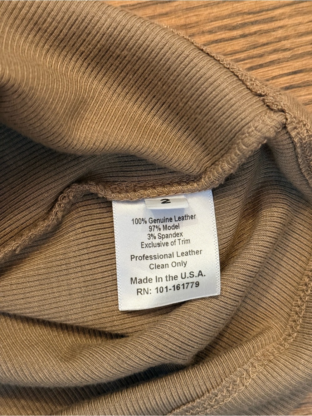 Illia Two-Tone Tan Genuine Leather Panel Ribbed Tank - Picture 4 of 4